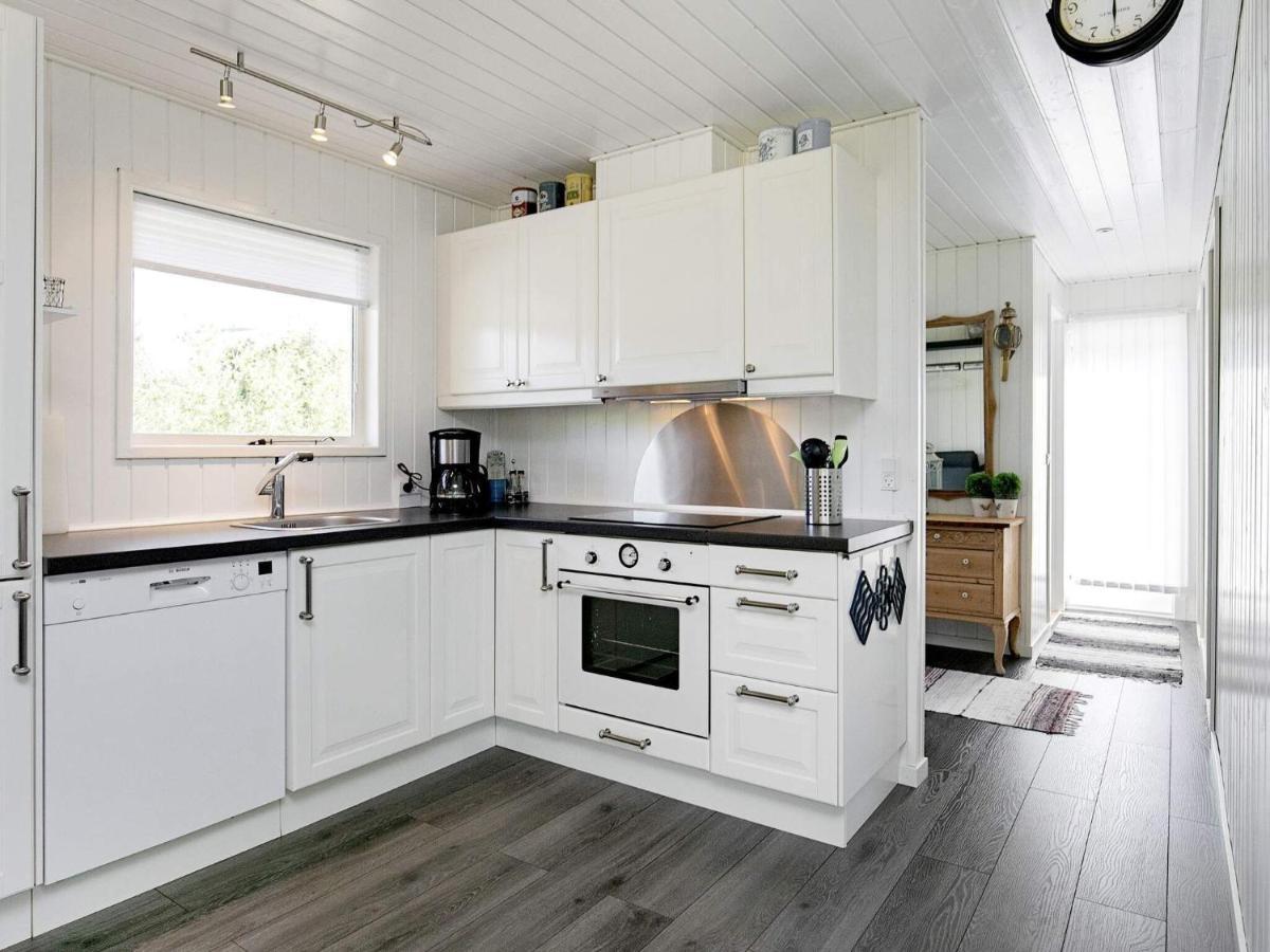 4 Person Holiday Home In L S Laeso ภายนอก รูปภาพ